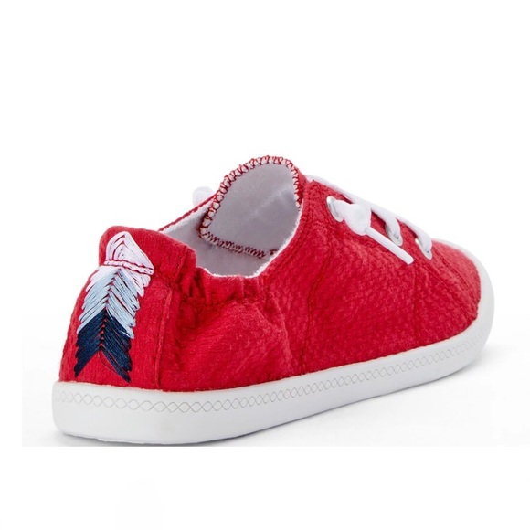 SOLD TIME AND TRU Women's Scrunch Back Slip-On Sneaker Sizes varies Red - Picture 2 of 5